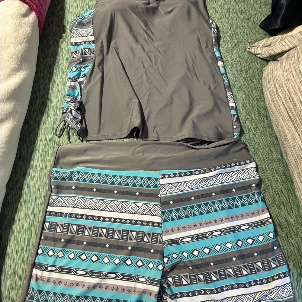 Two-Piece Swim Set with Turquoise Geometric Print